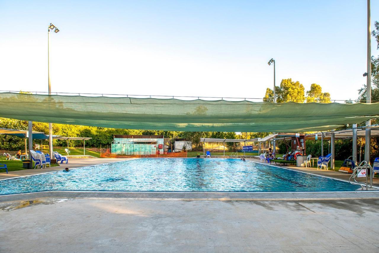 כפר הנופש קיבוץ גדות Kibbutz Gadot Galilean Resort Eksteriør billede