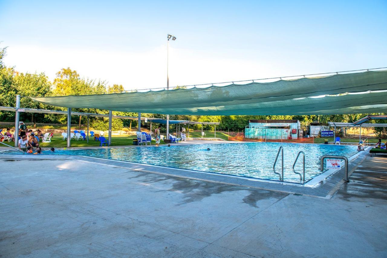 כפר הנופש קיבוץ גדות Kibbutz Gadot Galilean Resort Eksteriør billede